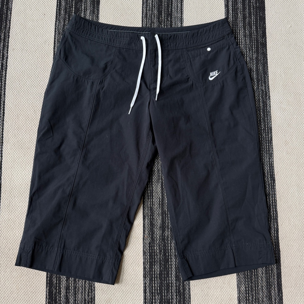Nike Women's‎ Black  Short Black Lightweight Bermuda Hiking Short Size XL